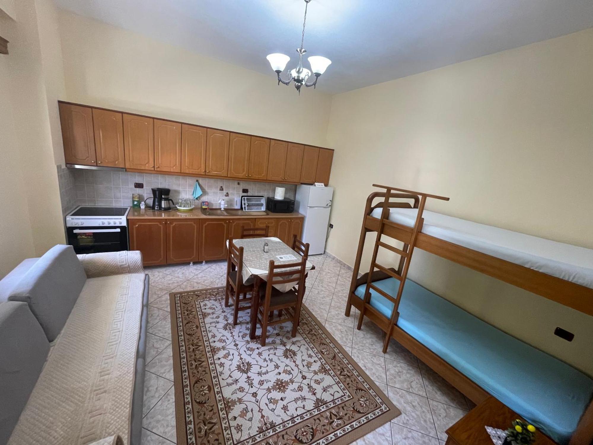 Artur'S Apartment Gjirokastër 외부 사진